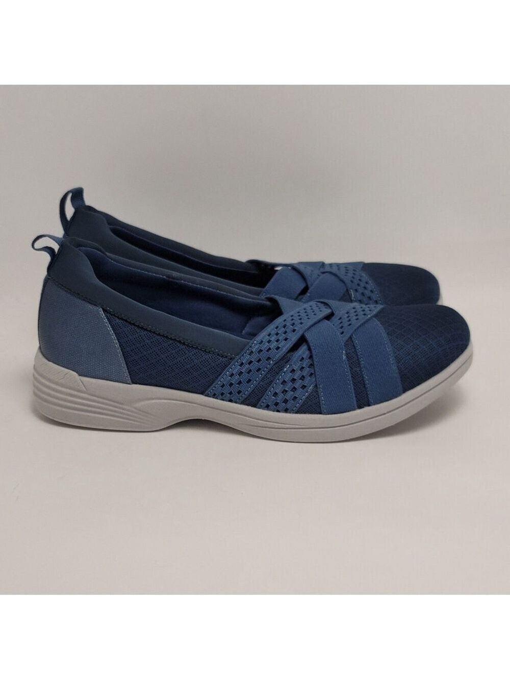 SoLite by Easy Street Comfort Slip-On Flats Stretch Shoes Blue Size 8.5M